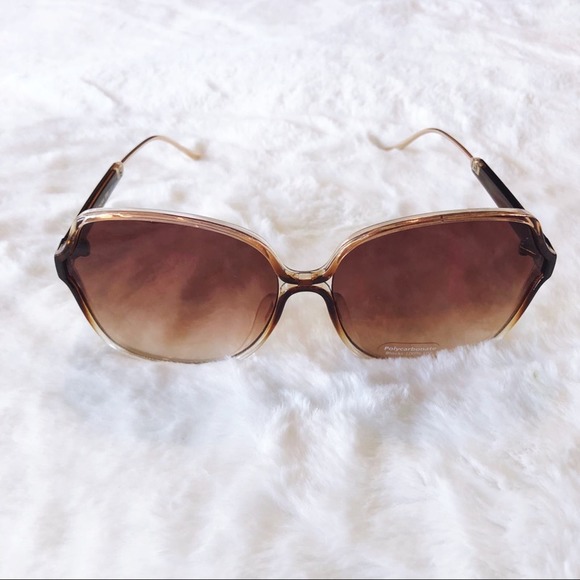 Charlotte Brown Oversized Metal Round Sunglasses - Picture 3 of 8